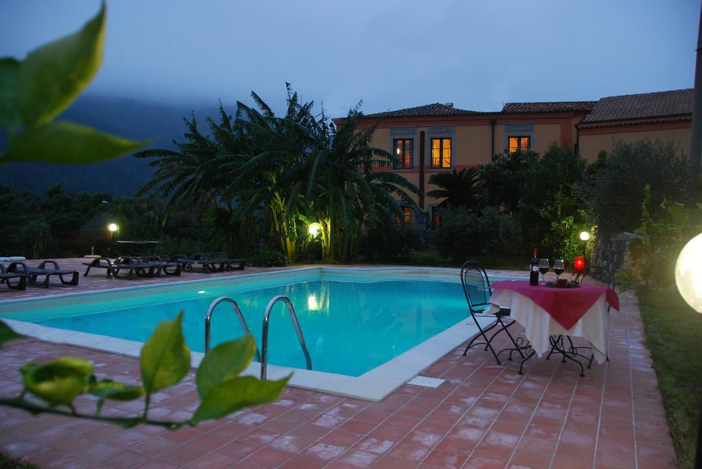 Casale Romano Resort E Relais Motta Camastra エクステリア 写真
